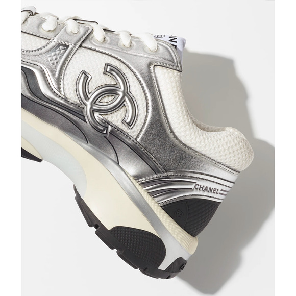 Chanel REV White Silver Metallic CC Logo Tie Flat Runner Trainer Sneaker 37.5 - Picture 3 of 14